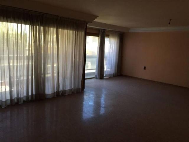 Piso en venta en Algemesí, el Raval