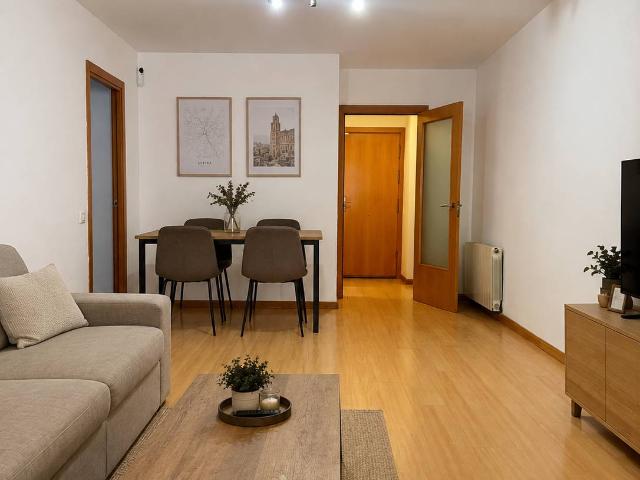 Piso en venta en Alguaire, Lleida