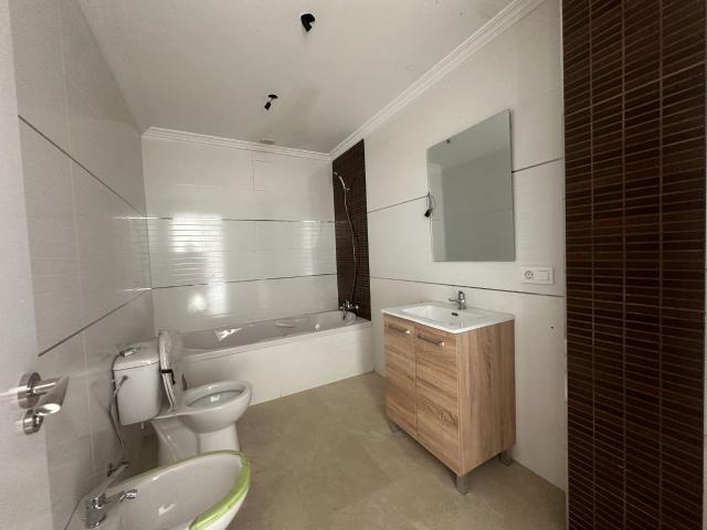 Apartamento en venta en Alguaire, Lleida