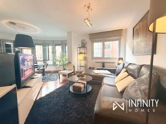 Piso en venta en Ibaiondo, Bilbao