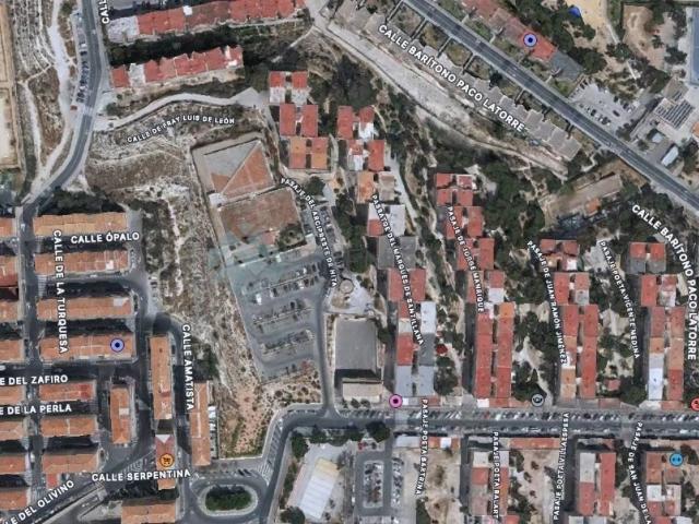 Piso en venta en Alicante, Valencia