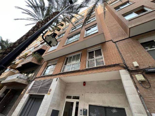 Piso en venta en Mercat, l'Alacantí