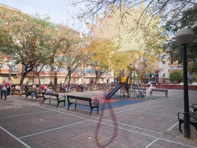 Piso en venta en Nostra Senyora de Gràcia, Alicante