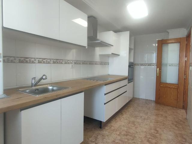 Piso en venta en Alicante, la Tómbola