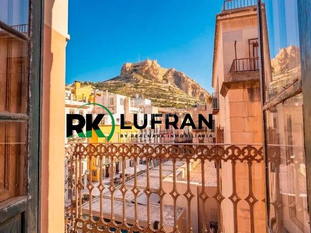 Piso en venta en Casco Antiguo - Santa Cruz - Ayuntamiento, l'Alacantí