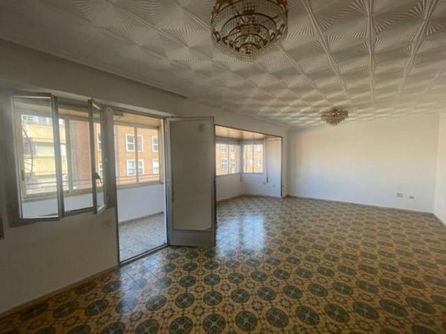 Piso en venta en Nostra Senyora de Gràcia, Alicante