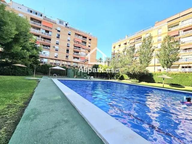 Piso en venta en Casco Antiguo - Santa Cruz - Ayuntamiento, l'Alacantí