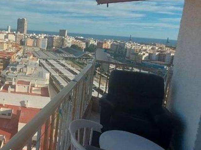 Piso en venta en Casco Antiguo - Santa Cruz - Ayuntamiento, l'Alacantí