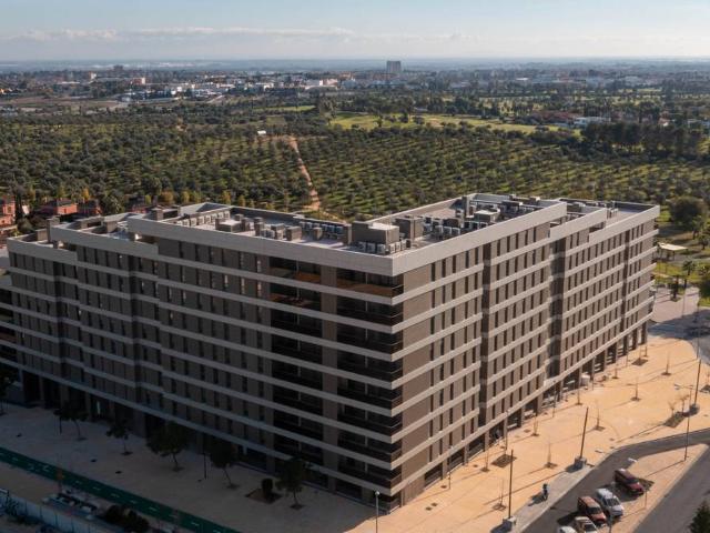 Piso en venta en Tomares, Andalucía