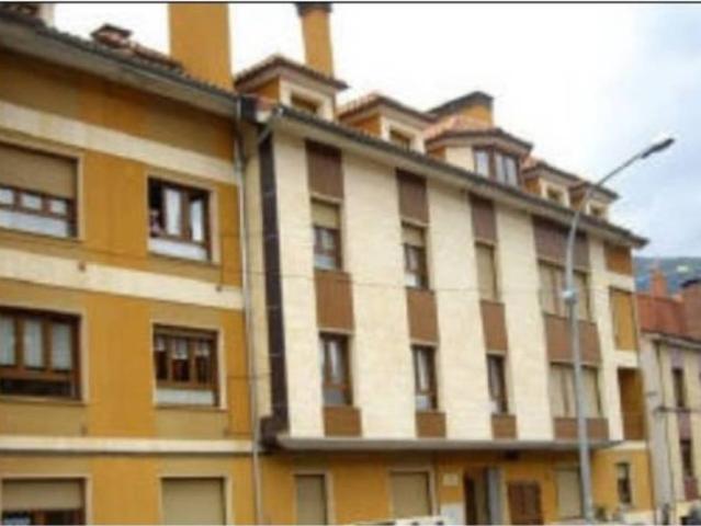 Piso en venta en Aller, Felechosa