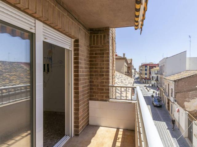 Piso en venta en l'Horta Nord, Valencia