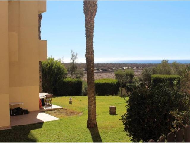 Piso en venta en Retamar, Almería
