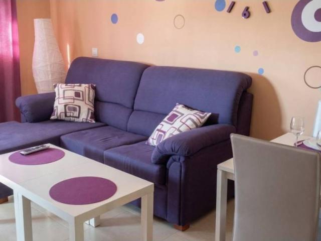 Piso en venta en Loma Cabrera, Almería