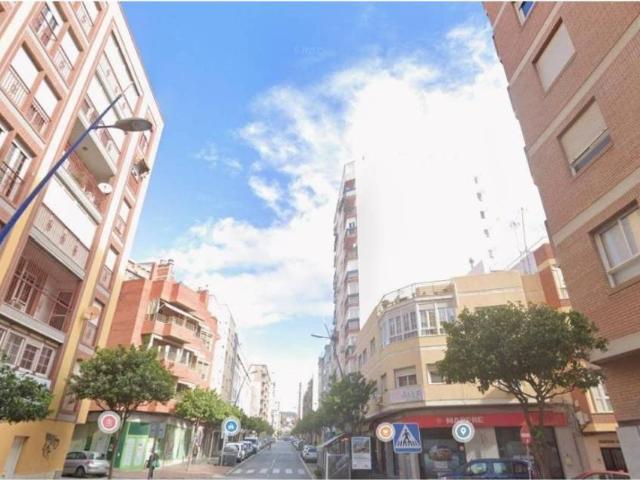 Piso en venta en Oliveros, Almería