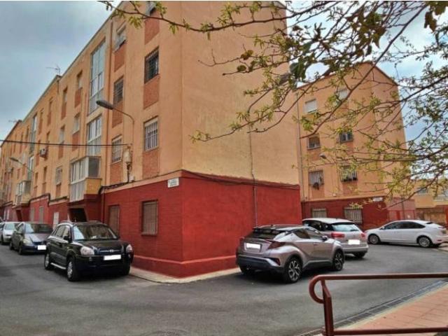 Piso en venta en San Luis, Almería