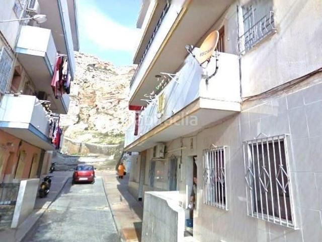 Piso en venta en Almedina, Almería