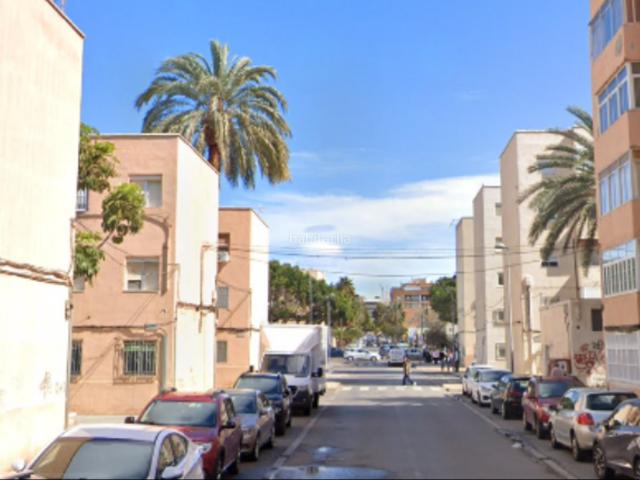 Piso en venta en Almedina, Almería