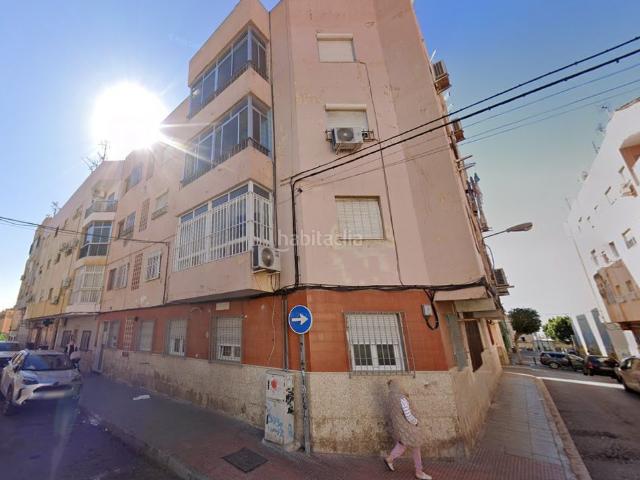 Piso en venta en Almedina, Almería