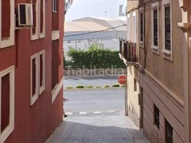 Piso en venta en Almedina, Almería