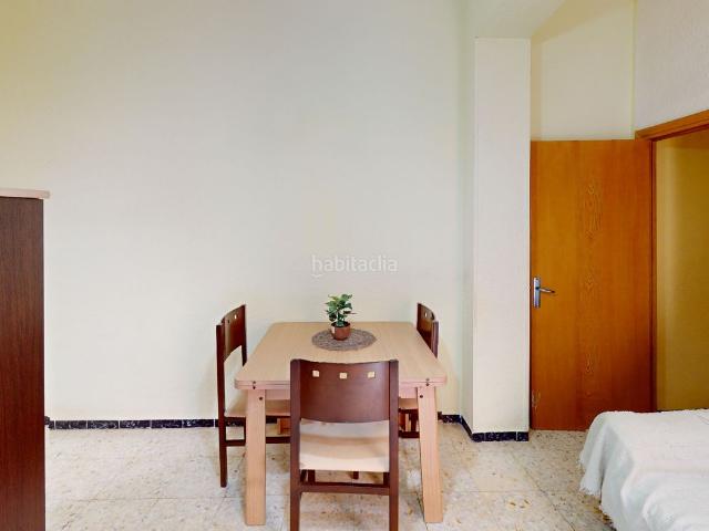Piso en venta en Almedina, Almería