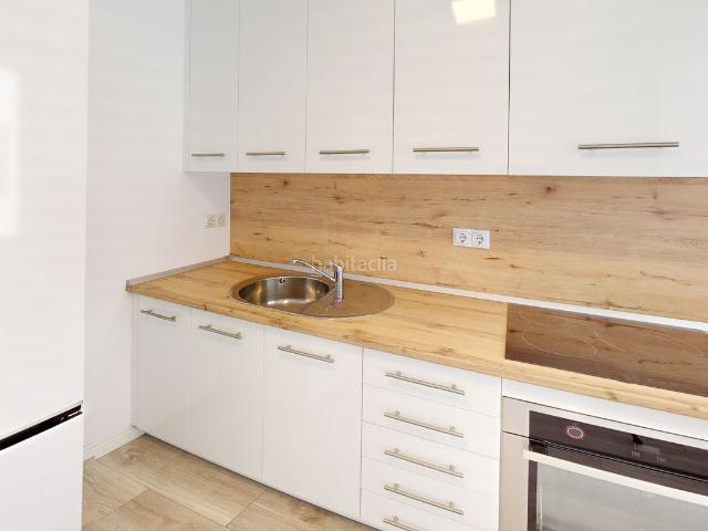 Piso en venta en Almedina, Almería