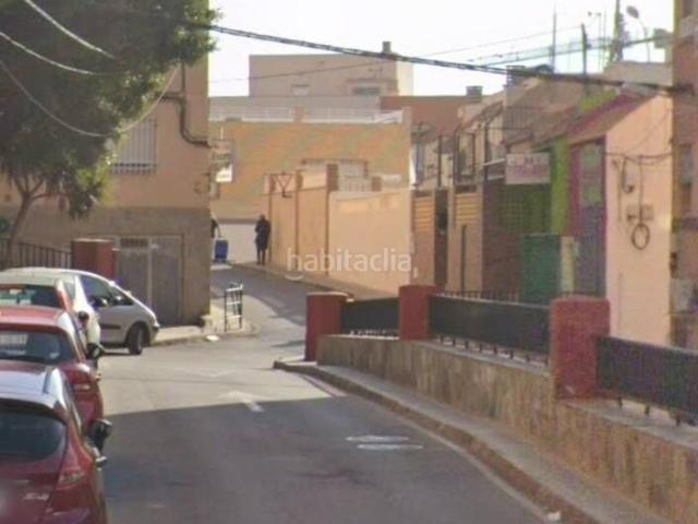 Piso en venta en Almedina, Almería