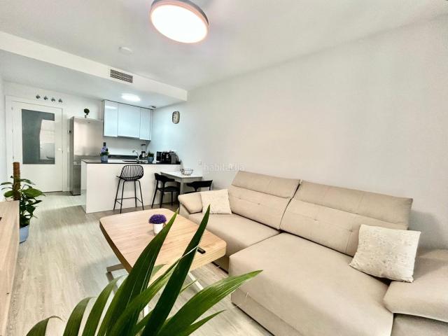 Piso en venta en Almedina, Almería