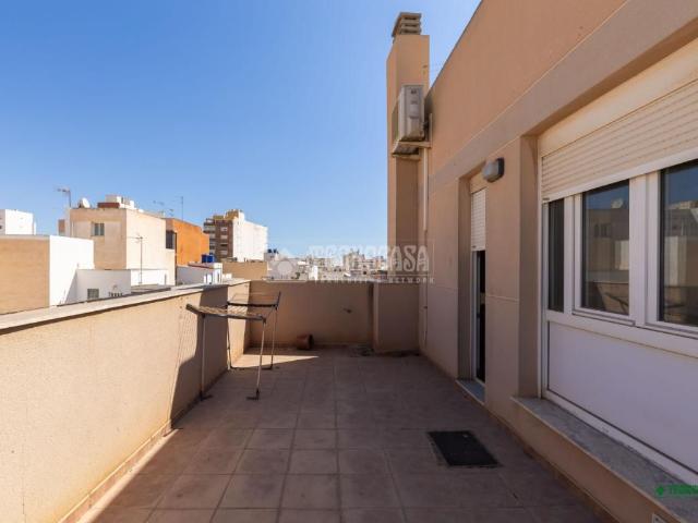 Piso en venta en Almedina, Almería