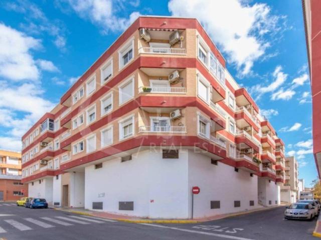 Piso en venta en Los Montesinos