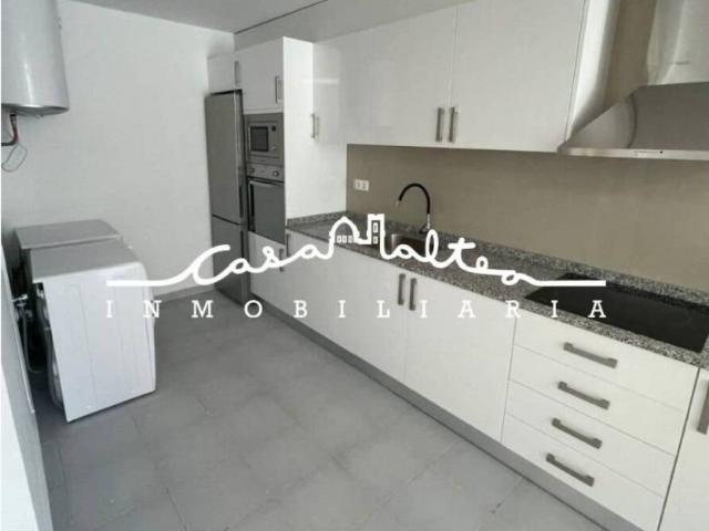 Piso en venta en la Marina Baixa, Valencia