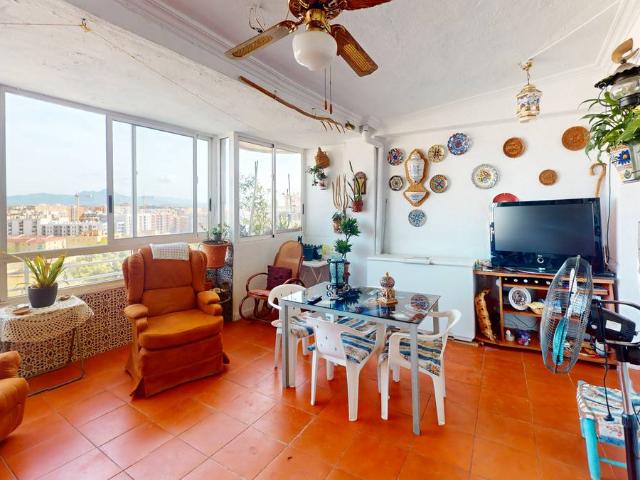 Piso en venta en Casco Antiguo - Santa Cruz - Ayuntamiento, l'Alacantí