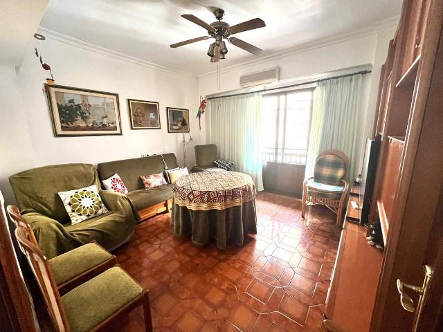 Piso en venta en Casco Antiguo - Santa Cruz - Ayuntamiento, l'Alacantí