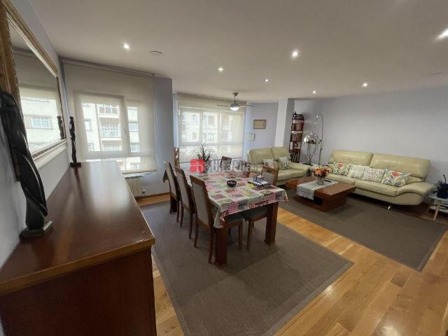 Piso en venta en Ames, Santiago
