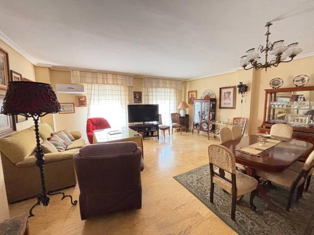Piso en venta en Huertas y Extyramuros, Andújar