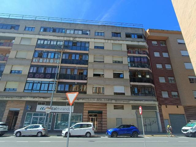 Piso en venta en Allende, Miranda De Ebro