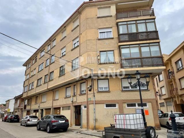 Piso en venta en Anguciana, La Rioja