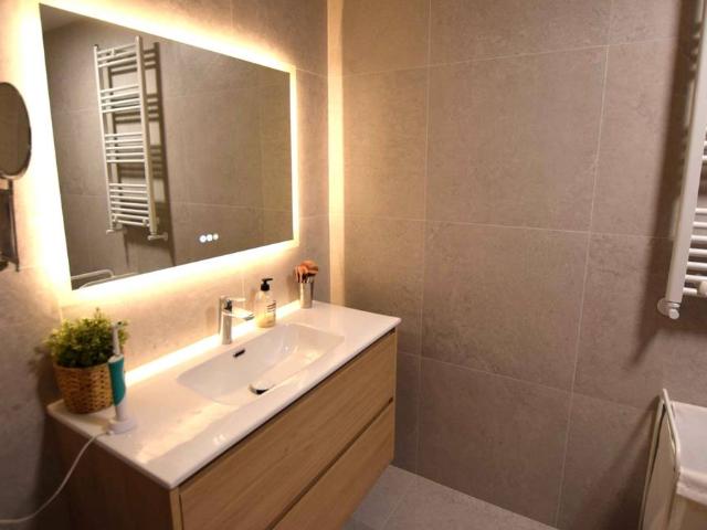 Piso en venta en Madrid, Cortes