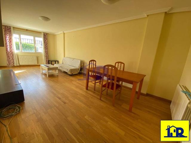 Piso en venta en Arcas Del Villar
