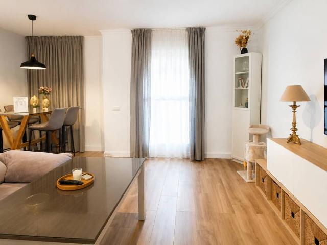 Piso en venta en Dos Hermanas, Andalucía