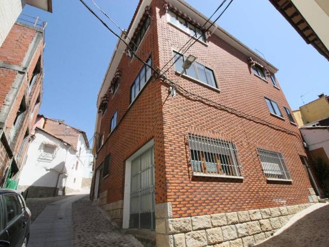 Piso en venta en Arenas De San Pedro, Castilla y León