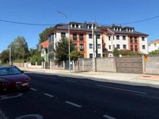 Piso en venta en Ares, Ferrol