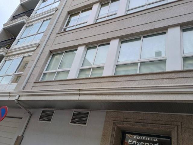 Piso en venta en Ares