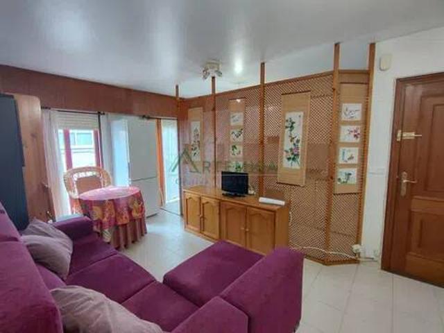 Piso en venta en Ares, Ferrol