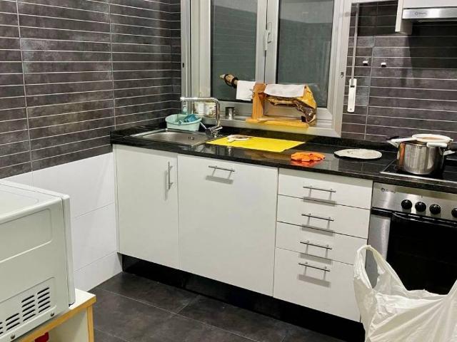 Piso en venta en Ares, Ferrol