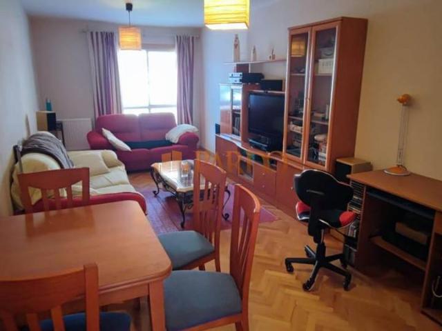Piso en venta en Ares, Ferrol
