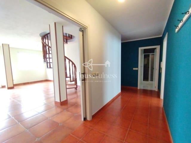 Piso en venta en Ares, Ferrol