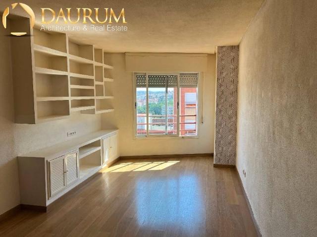 Piso en venta en Madrid, Cortes