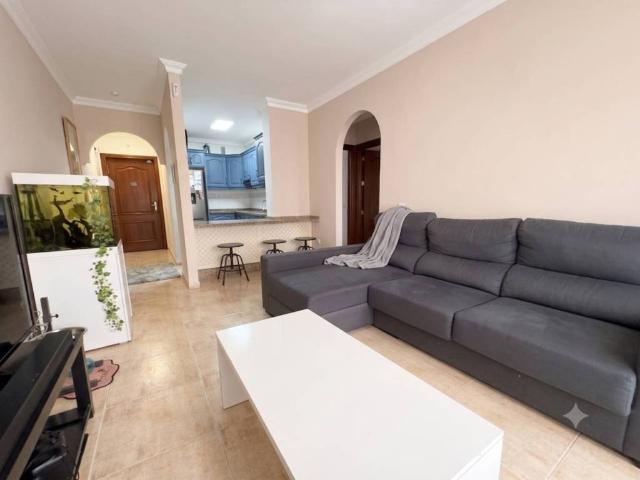 Piso en venta en Las Rosas, Arona