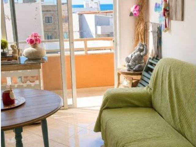 Piso en venta en Las Rosas, Arona