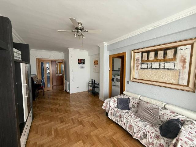 Piso en venta en Arrigorriaga, Cubo